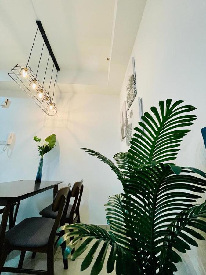 Homestay I-City Cantik, Tenang, Wifi, 4K Smart Tv, Netflix, Coway, Free Parking Шах Алам Екстериор снимка