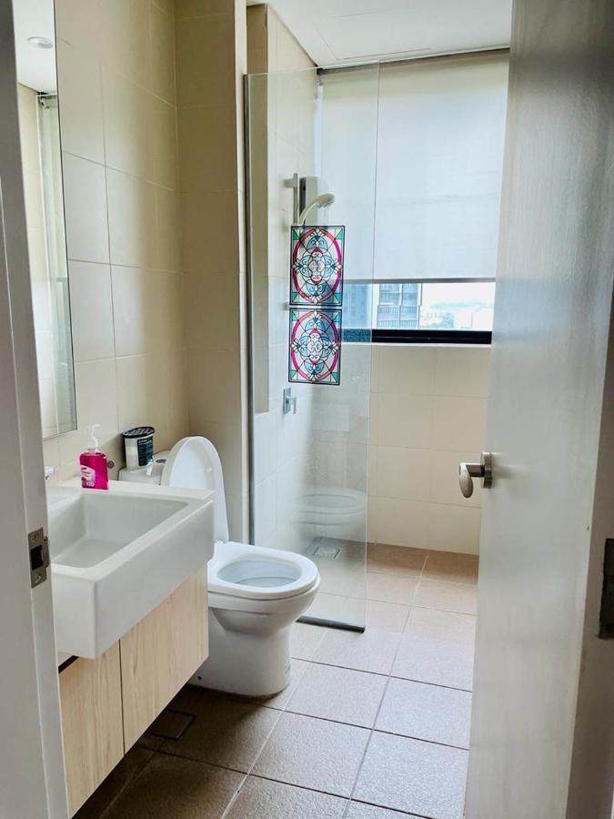 Homestay I-City Cantik, Tenang, Wifi, 4K Smart Tv, Netflix, Coway, Free Parking Шах Алам Екстериор снимка