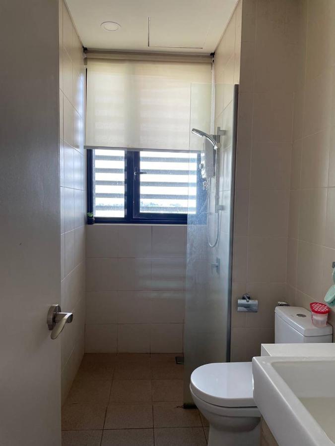 Homestay I-City Cantik, Tenang, Wifi, 4K Smart Tv, Netflix, Coway, Free Parking Шах Алам Екстериор снимка