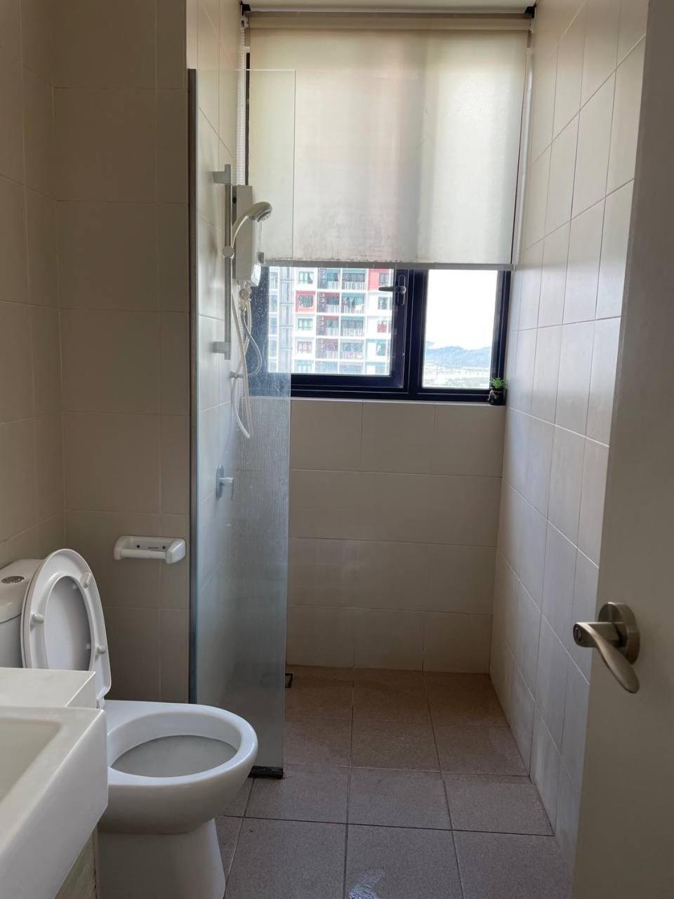 Homestay I-City Cantik, Tenang, Wifi, 4K Smart Tv, Netflix, Coway, Free Parking Шах Алам Екстериор снимка